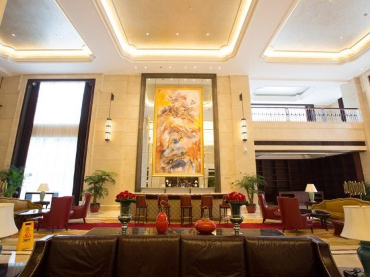 Dragon Dream Hotel Jiaxing Exterior photo